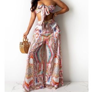 Vacations vibes🤩 colorful set.